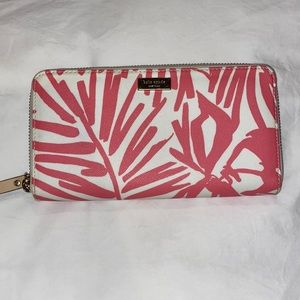 GUC Kate Spade zipper wallet. Coral & white with large inner compartment.